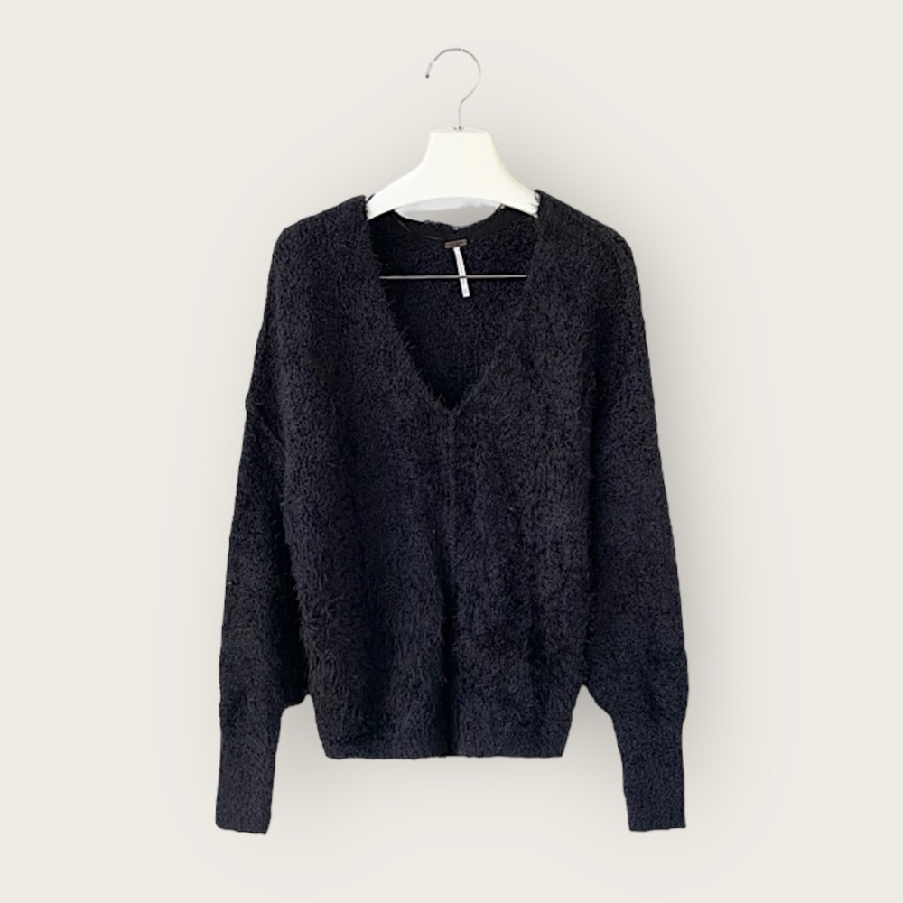 Victoria’s Secret Sweater Small New